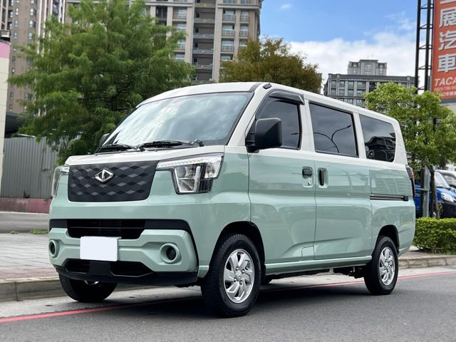 Mitsubishi  Veryca  第1張相片