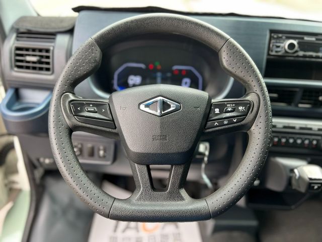 Mitsubishi  Veryca  第11張相片