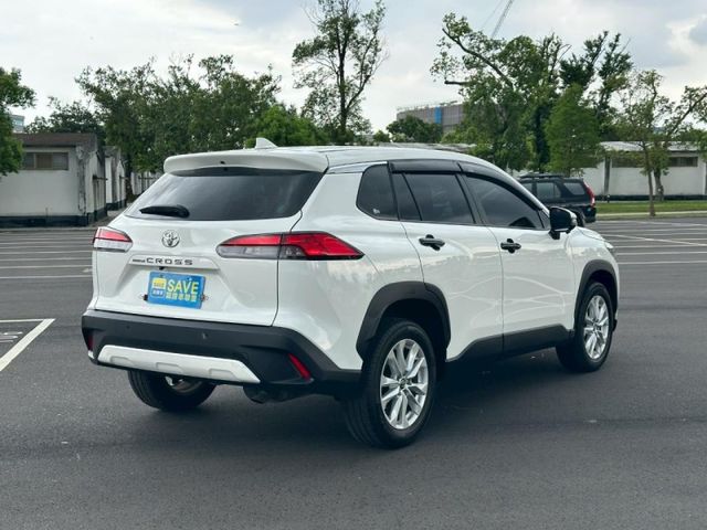 Toyota Cross  第5張相片