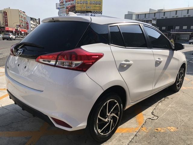 一手車 鈑件原 里程保證 豪華版 ABS 尋跡防滑 15吋鋁圈 七安 小車大空間 CP值高 妥善率好 省油 認證車有保固  第5張相片