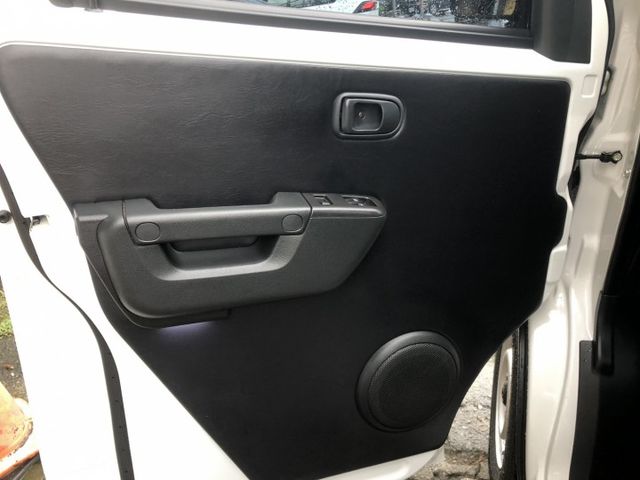 一手車 里程保證 車況非常優 九成以上的新車感覺 車主加裝前後行車記錄器 後車斗防撞護板 車頭後擋板護板  第18張相片