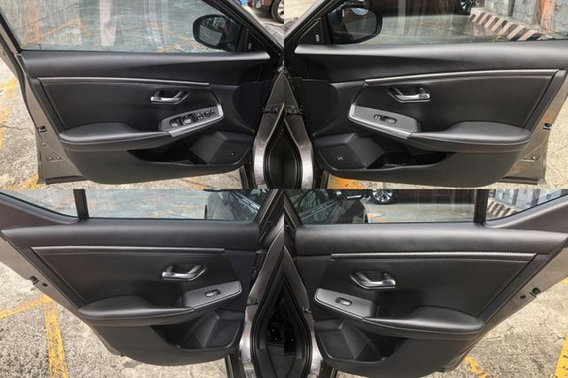 中階版 一手車 里程保證  有加裝全車環景 電子後視鏡 I-KEY遙控啟動 Apple CarPlay 認證車 有保固  第18張相片