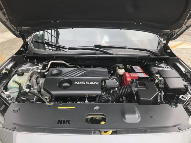 中階版 一手車 里程保證  有加裝全車環景 電子後視鏡 I-KEY遙控啟動 Apple CarPlay 認證車 有保固  第20張相片