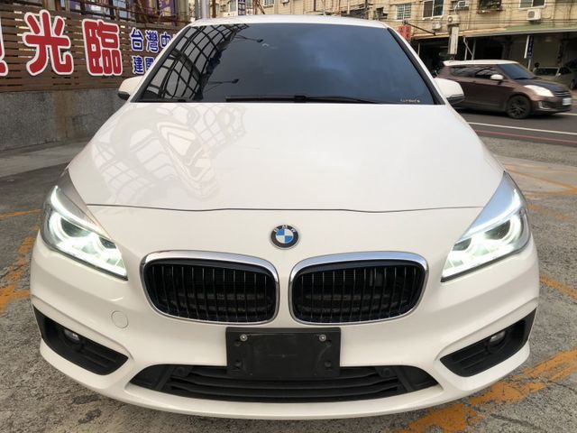一手車里 程保證 完全無事故 車庫車 車況非常優 超低里程只跑四萬多都在原廠保養 車剛入庫還未美容整理實車呈現  第2張相片