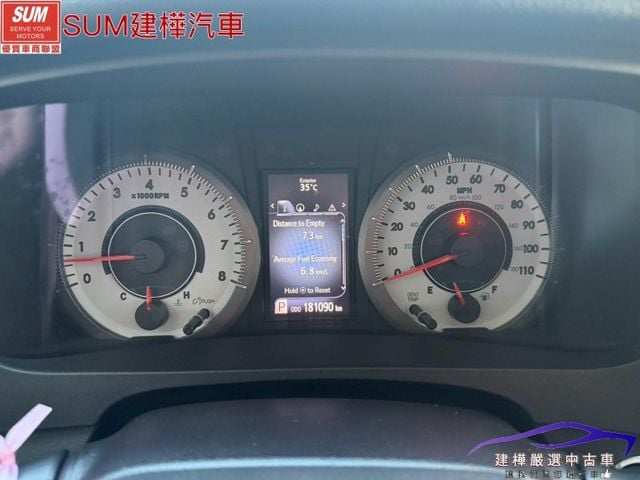 2016 SIENNA SE 一手車 雙電滑門 電動椅 8人座大空間 倒車顯影  第16張相片