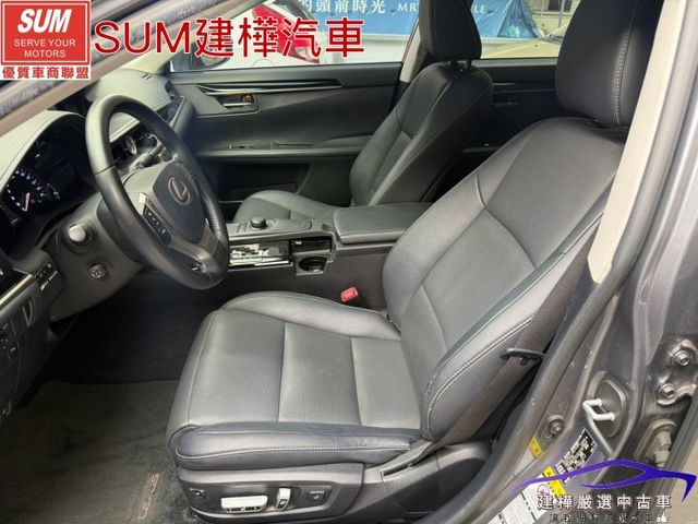2014年2015型 E300h I-KEY 摸門 定速 車用螢幕 天窗 行車紀錄器 大電瓶原廠已換過  第7張相片