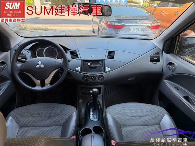 2013 ZINGER 最便宜的客貨兩用車  第12張相片