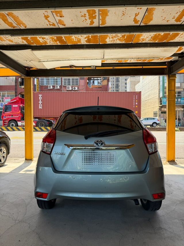 TOYOTA豐田 YARIS  第2張相片