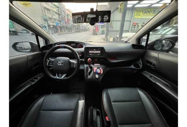 2020 sienta 1.8 五人豪華 ikey 恆溫 電折 倒車顯影  順利汽車～實車實價  第6張相片