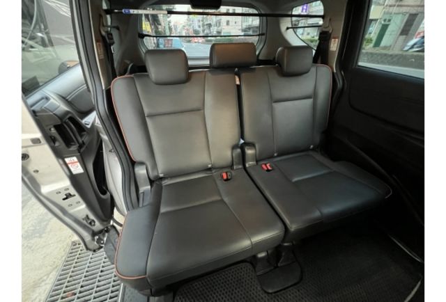 2020 sienta 1.8 五人豪華 ikey 恆溫 電折 倒車顯影  順利汽車～實車實價  第8張相片