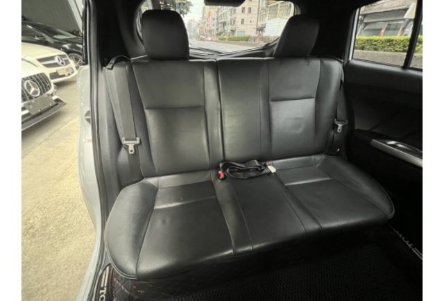 順利汽車～2015 yaris 豪華  第7張相片