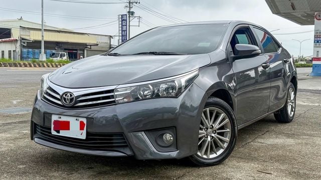 TOYOTA豐田 ALTIS  第1張相片