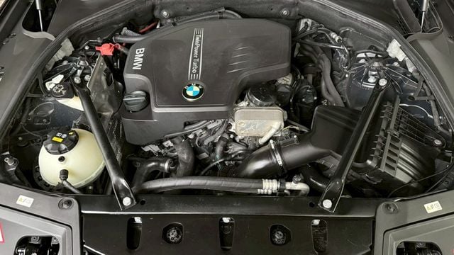 BMW寶馬 520I  第6張相片