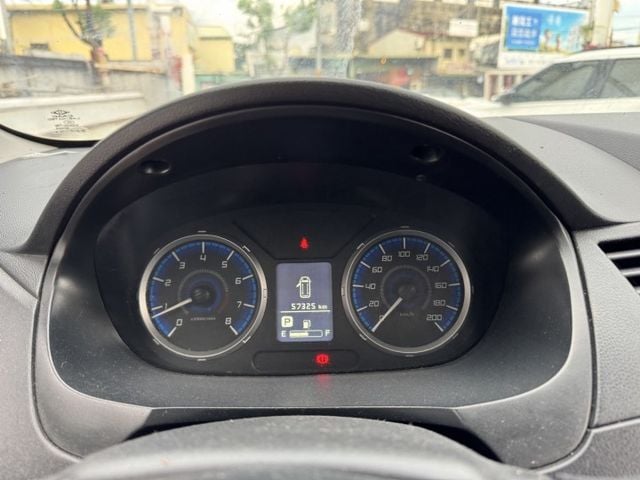 【無論是城市街道還是郊區山路，都能輕鬆應對】使用壽命長✈ 原鈑件 一手車  第7張相片