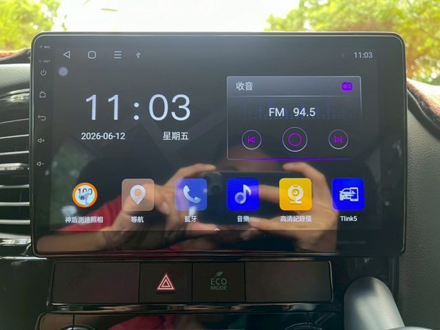 前後行車記錄器 無線車充 APPLE CAR PLAY 後座前後滑移/傾角調整 最便宜的休旅車 空間大 安全性高  第10張相片