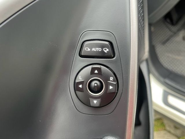 一手車 2.2L 柴油 馬力提升至200hp 新增ISG引擎智慧啟閉系統 提升19%油耗表現 VSM整合式車身動態系統  第16張相片