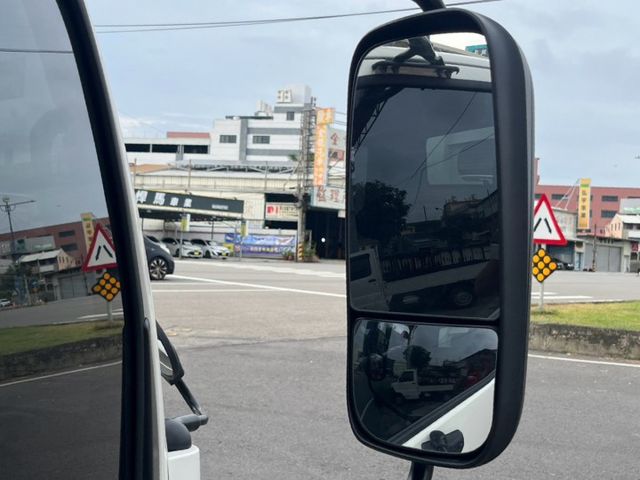 自排 11尺半 鐵斗 實跑1萬KM 里程保證 可保固一年2萬KM  第18張相片