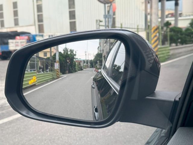 保證實車實價 / bZ4X 電動車 / 盲點 / 摸門 / Apple carplay / 電尾門  第3張相片