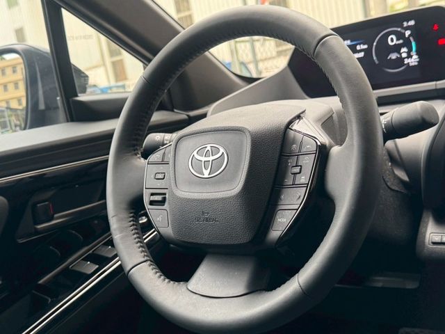 保證實車實價 / bZ4X 電動車 / 盲點 / 摸門 / Apple carplay / 電尾門  第5張相片
