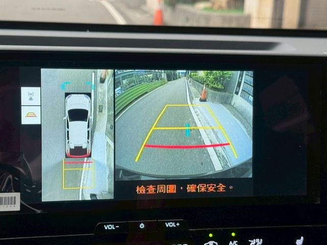 保證實車實價 / bZ4X 電動車 / 盲點 / 摸門 / Apple carplay / 電尾門  第7張相片