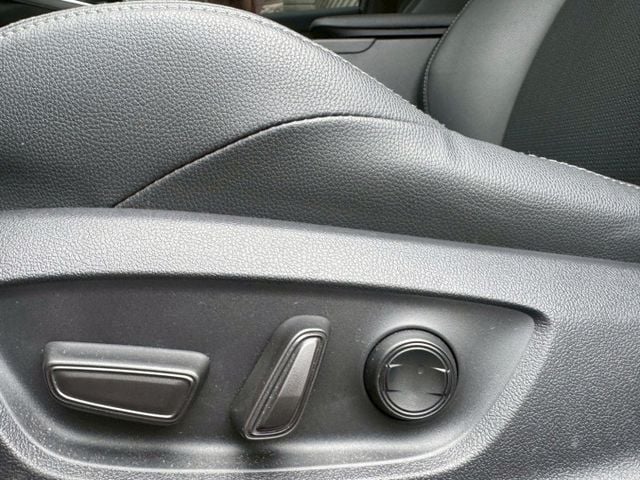 保證實車實價 / bZ4X 電動車 / 盲點 / 摸門 / Apple carplay / 電尾門  第11張相片
