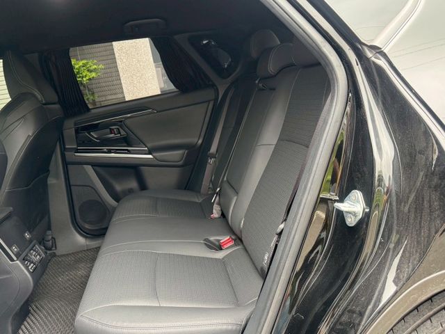 保證實車實價 / bZ4X 電動車 / 盲點 / 摸門 / Apple carplay / 電尾門  第13張相片