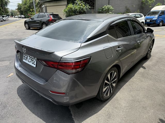 NISSAN日產 SENTRA  第2張相片