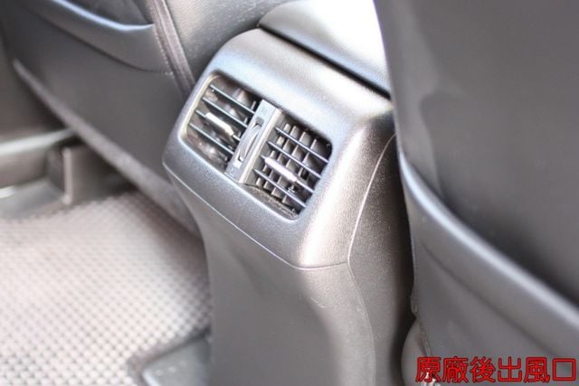 會長の店認證車/五重送專案+全車保固☆頂級小改款 2.4VTI-S.一手車+里程數保證.四安+電動天窗.右側車道變換影像  第12張相片