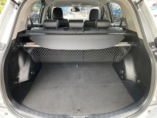 會長の店認證車/0利率專案+全車保固☆頂級小改款 2.0.一手車保證.九安+免鑰匙.電動椅+LED頭燈  第11張相片