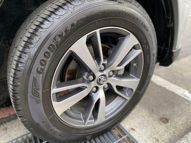 會長の店認證車/0利率專案+全車保固☆頂級小改款 2.0.一手車保證.九安+免鑰匙.電動椅+LED頭燈  第14張相片