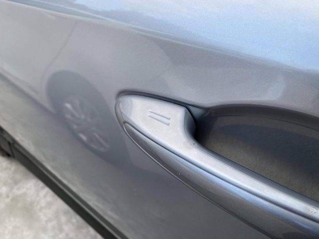會長の店認證車/0利率專案+全車保固☆頂級小改款 2.0.一手車保證.九安+免鑰匙.電動椅+LED頭燈  第13張相片