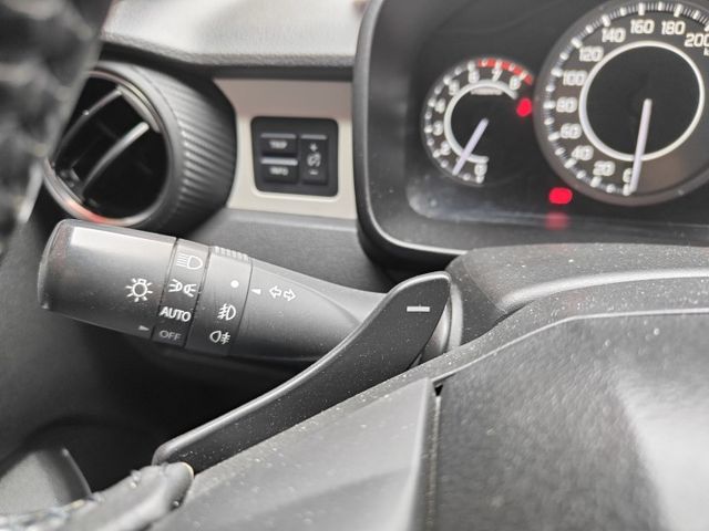 會長の店認證車/新車已停產☆小改款 IGINS 1.2 輕油電/一手+只跑兩萬公里/自動煞停/定速/車道偏移/免鑰匙  第7張相片