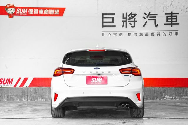 ST-Line Vignale 一手車 原鈑件 保固到2031年 撥片、ACC、倒影、盲點、B&O音響、原廠導航  第3張相片