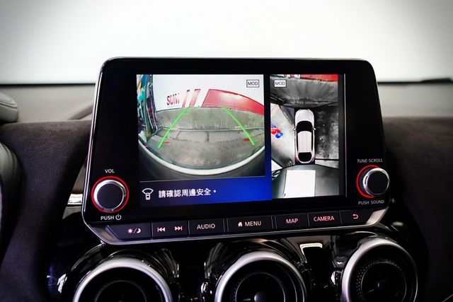 駕趣享樂版 一手車 原鈑件 原廠保養 車道偏移 盲點 360環景 BOSE音響 LED頭燈  第14張相片