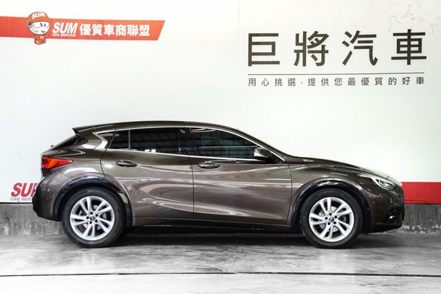 1.6t 風尚版 一手車 原版件 皮椅 電動椅 定速 360環景 導航 雙區恆溫 全景天窗 撥片  第4張相片