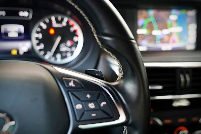 1.6t 風尚版 一手車 原版件 皮椅 電動椅 定速 360環景 導航 雙區恆溫 全景天窗 撥片  第11張相片