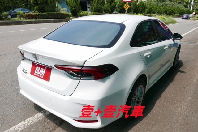 認證通過全車原鈑件保證里程 跟車系統 車道偏移 倒車顯影 原廠安卓機  第4張相片