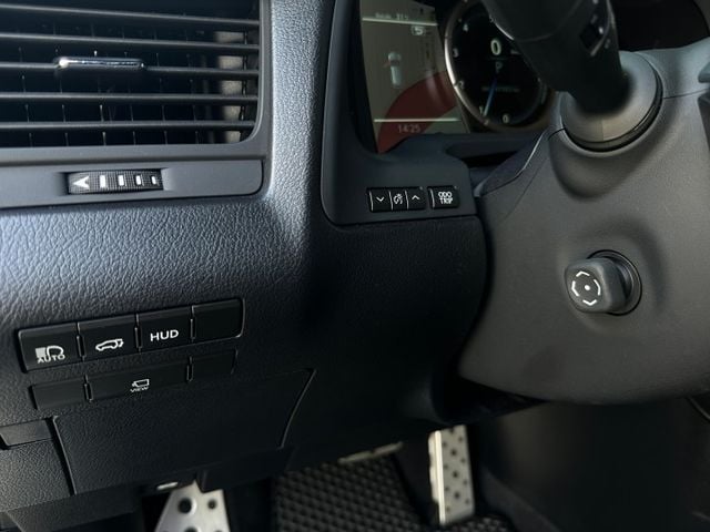 低里程 21年式 F Sport 全原廠保養 15具ML音響 全速域ACC 雙通風電動椅 盲點 環景 HUD 腳踢電尾門  第5張相片