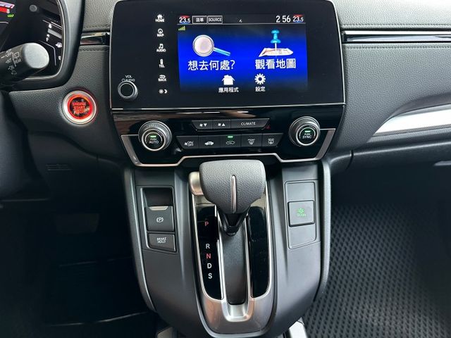 19年式 原鈑原漆 全程原廠保養 一手女用 四輪剛換 ACC全速域跟車 快撥片 盲點 偏離 急煞 前後雷達偵測 超乎想像  第8張相片