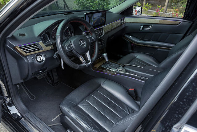 M-BENZ賓士 E250  第5張相片