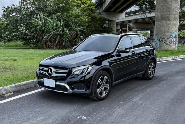 M-BENZ賓士 GLC250  第1張相片