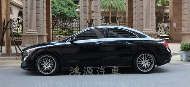 CLA250/I-KEY/全景天窗/HK/摸門/電熱椅/倒車顯影/電動座椅  第2張相片