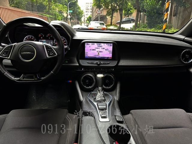 CAMARO LT /雙門/衛星導航/倒車顯影  第5張相片