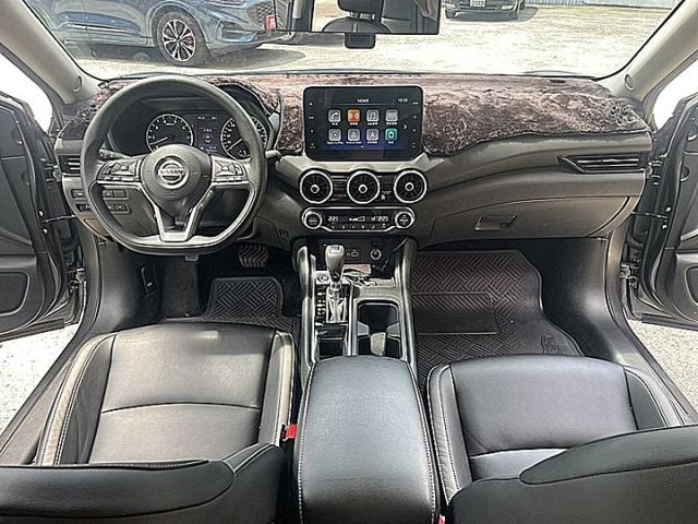 Sentra 尊爵版小資女愛車才跑5萬  第12張相片