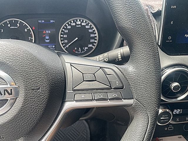 Sentra 尊爵版小資女愛車才跑5萬  第15張相片