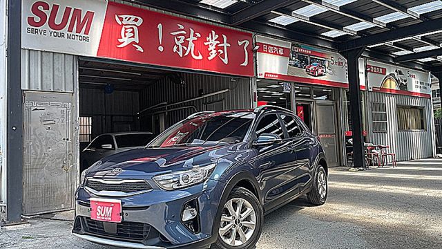 省油都會時尚進口起亞Stonic 1.4時尚版才跑8萬  第3張相片