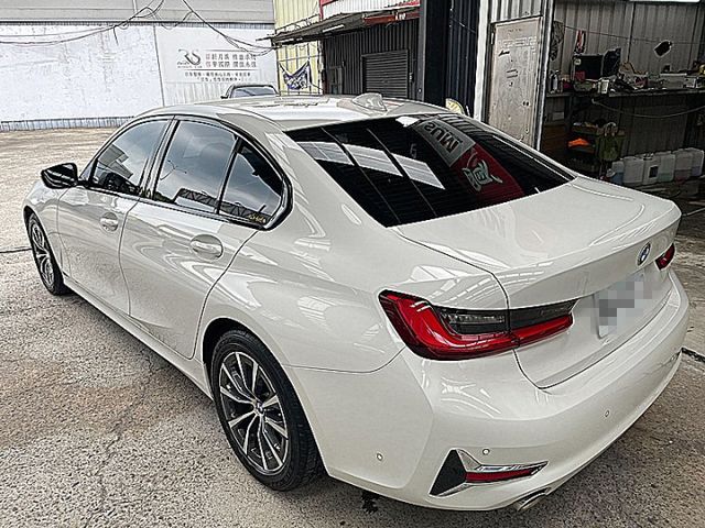 新世代G20系 BMW 318I  Luxury 德系精緻與豪華才跑7萬搶手白  第3張相片