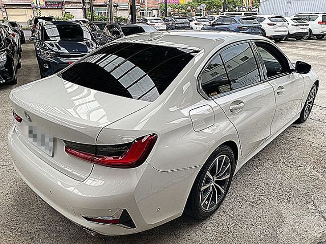 新世代G20系 BMW 318I  Luxury 德系精緻與豪華才跑7萬搶手白  第5張相片
