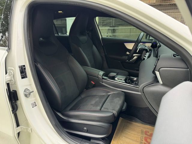 Mercedes-Benz/賓士   A-CLASS  A180  第7張相片