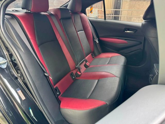 Toyota  Altis  第8張相片